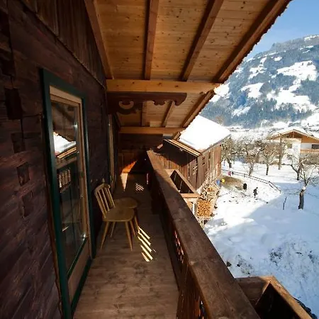 Weberhof Apartment *