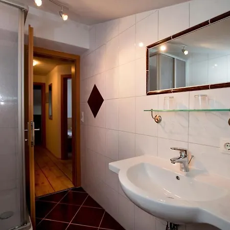 Weberhof Apartment *
